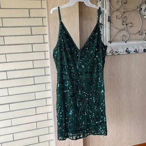 - formal dress
- size: 22W
- brand: primavera 
- worn ONCE
- paid $475